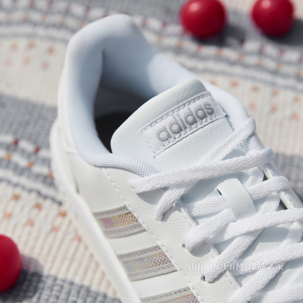adidas neo HOOPS 2.0 休闲运动小白鞋
