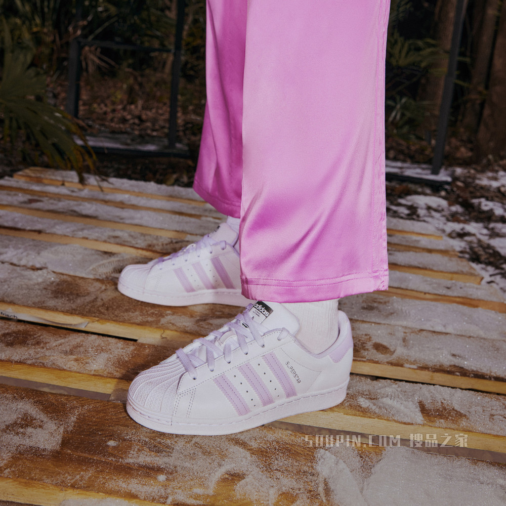 SUPERSTAR W 经典运动小白鞋