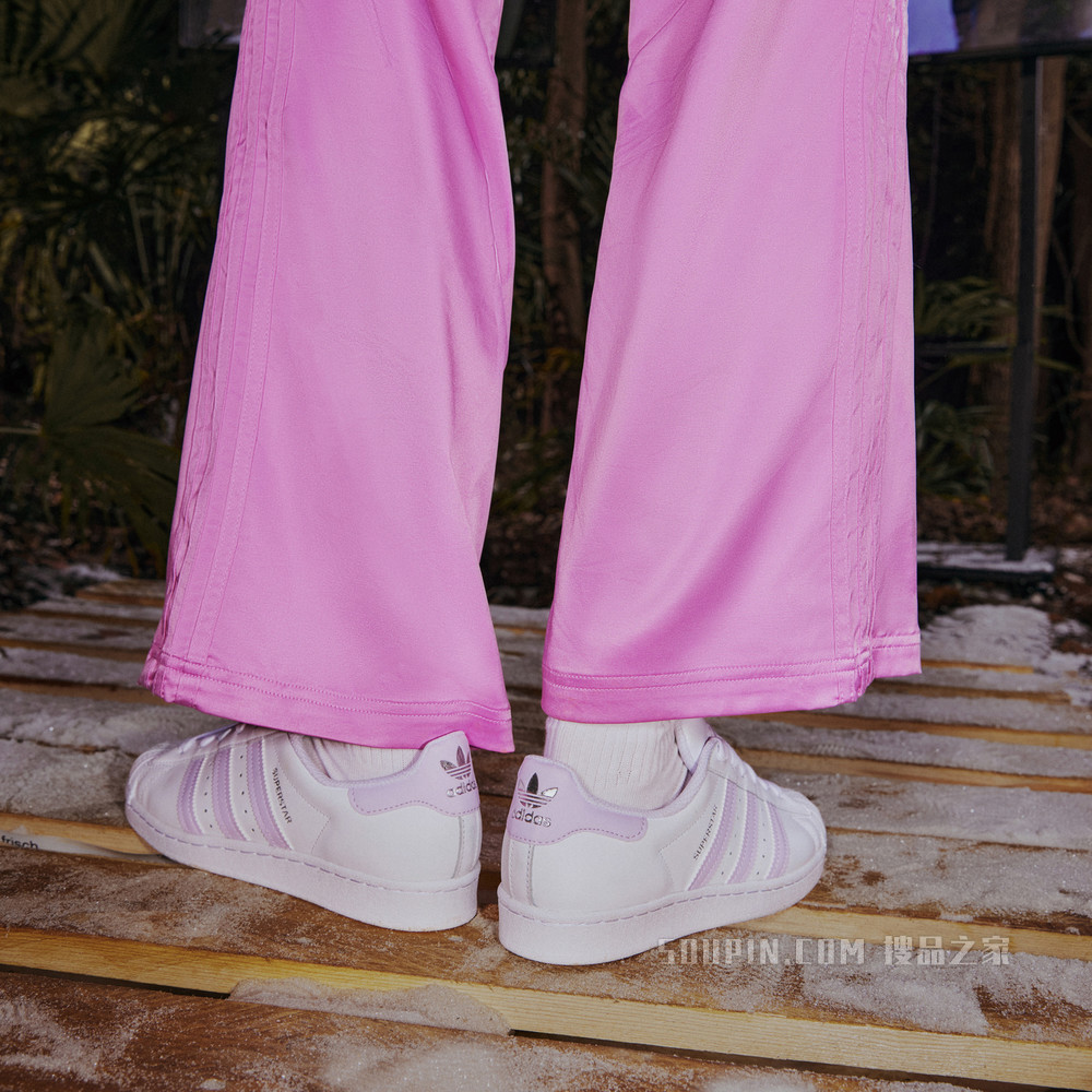 SUPERSTAR W 经典运动小白鞋