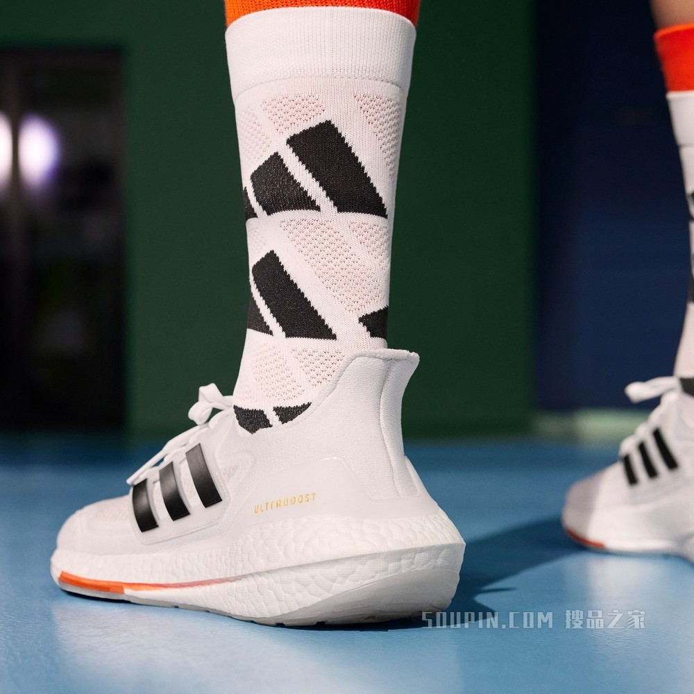 ULTRABOOST 21 W 新款低帮畅跑缓震回弹跑步运动鞋