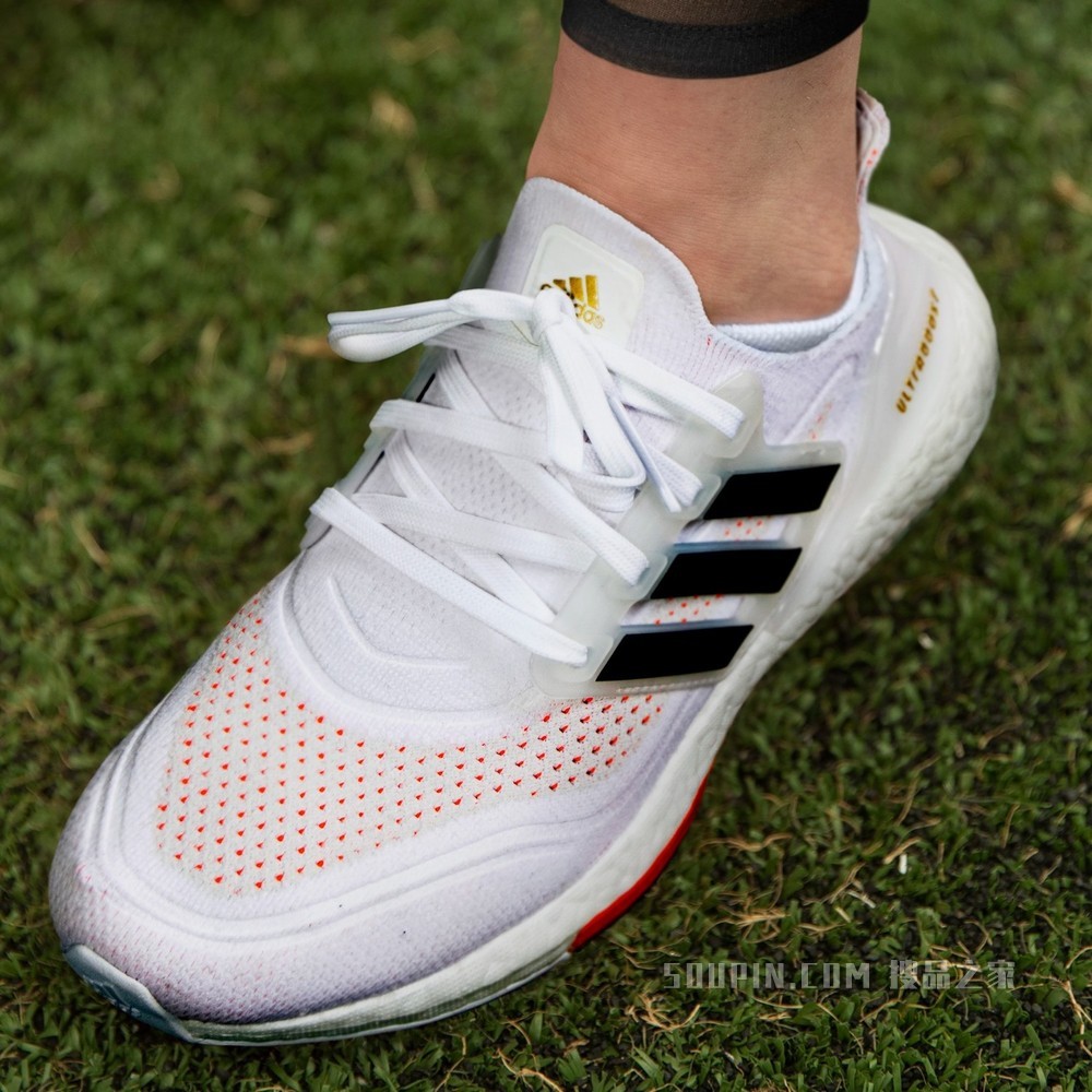 ULTRABOOST 21 W 新款低帮畅跑缓震回弹跑步运动鞋