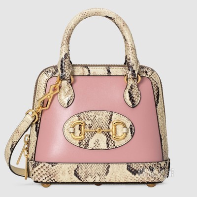 Gucci 马衔扣1955系列蟒蛇皮迷你手袋 粉色和天然色