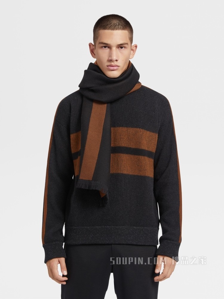 骆马色黑色 Techmerino™ 羊毛围巾