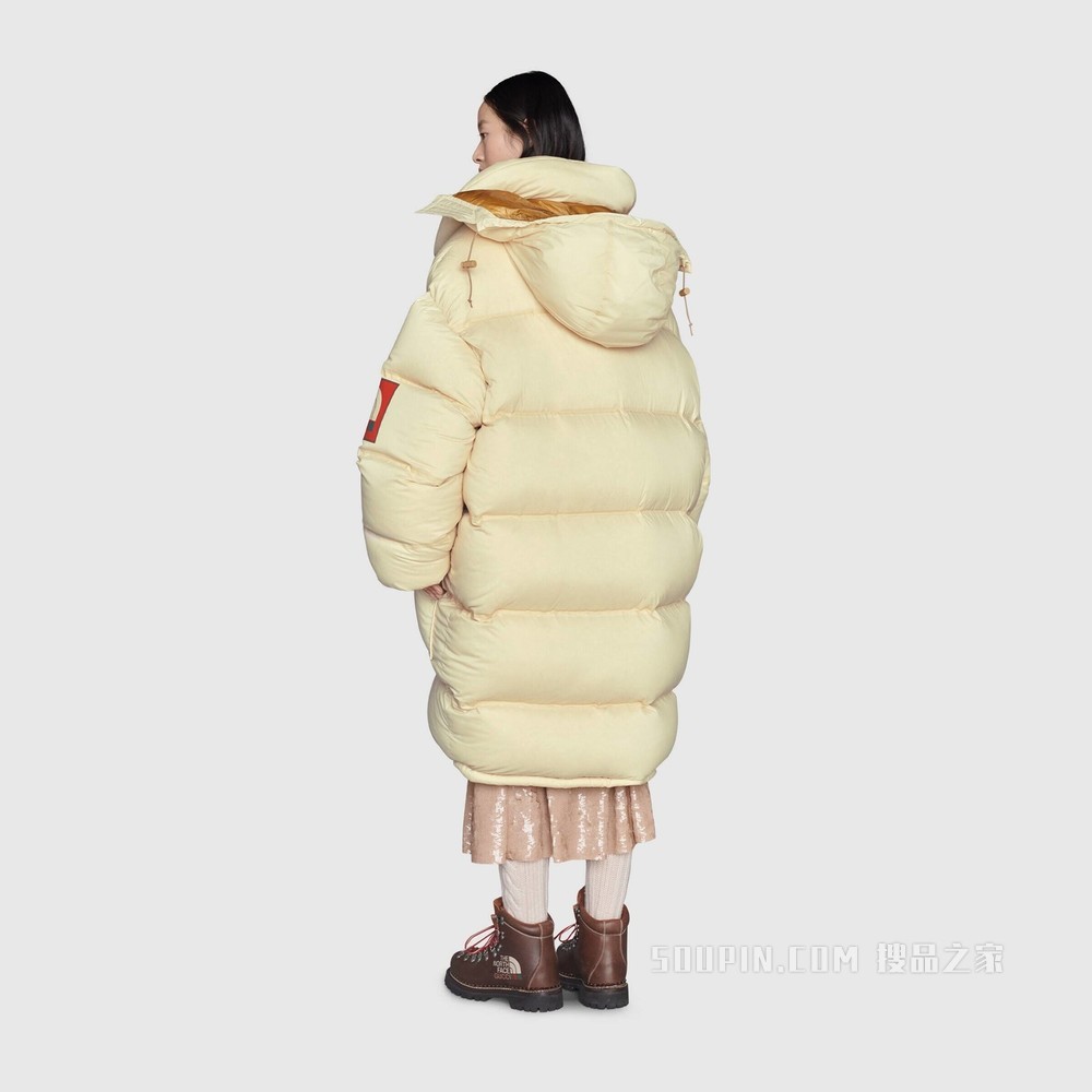 The North Face x Gucci联名系列羽绒夹克 象牙白色