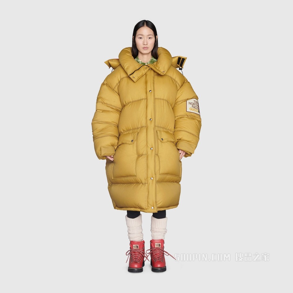 The North Face x Gucci联名系列羽绒夹克 卡其色