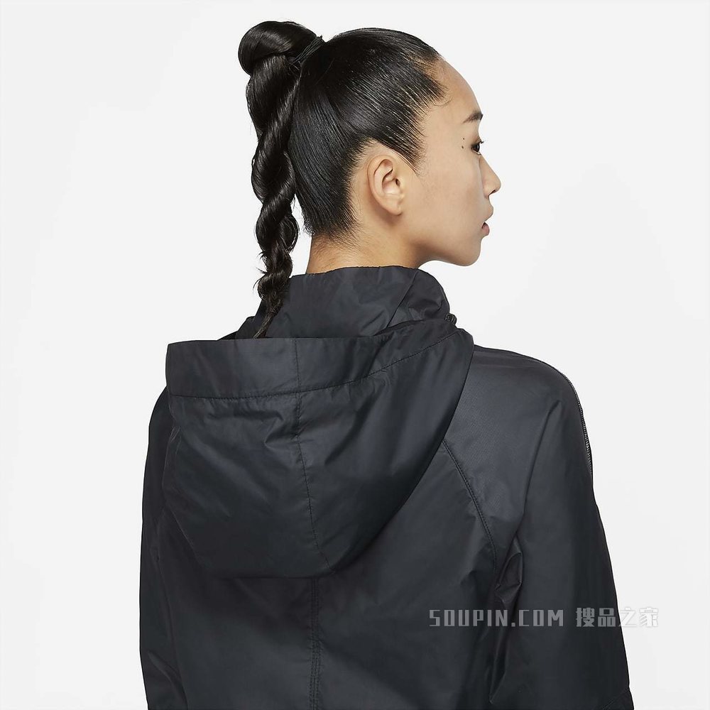 Nike Shield 女子跑步夹克