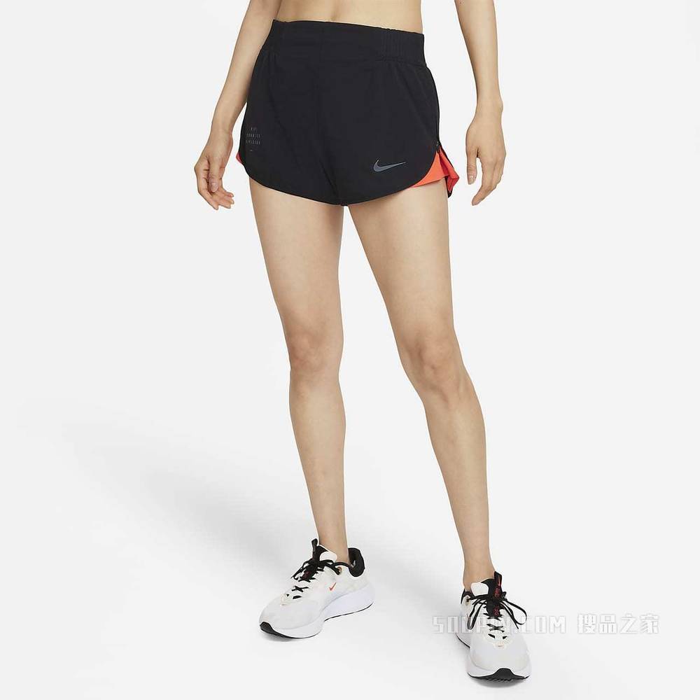 Nike Run Division Tempo Luxe 女子跑步短裤