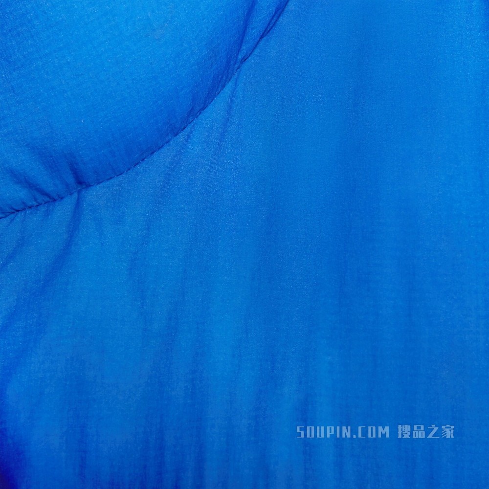 The North Face x Gucci联名系列羽绒马甲 蓝色