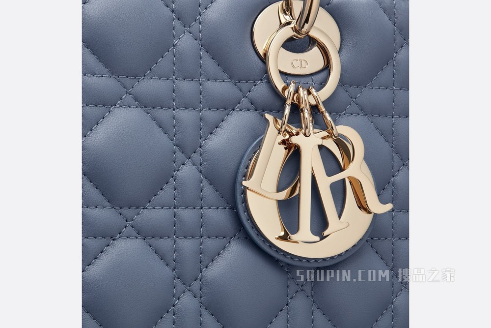中号哑光 Lady Dior 手袋 丹宁蓝色羊皮革藤格纹