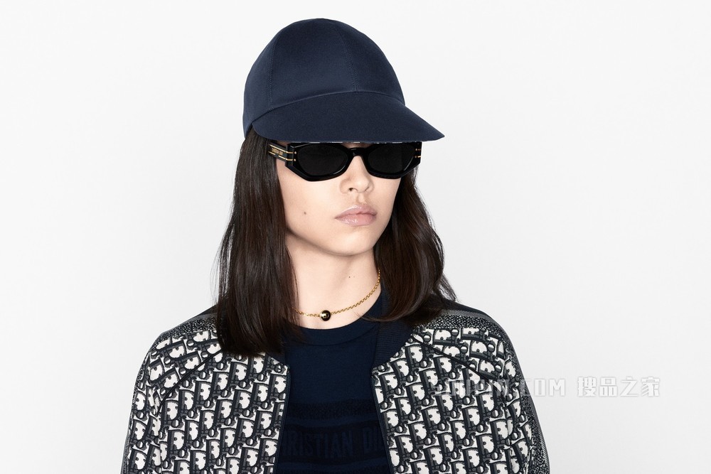DiorSignature B1U 太阳眼镜 黑色蝴蝶形镜框