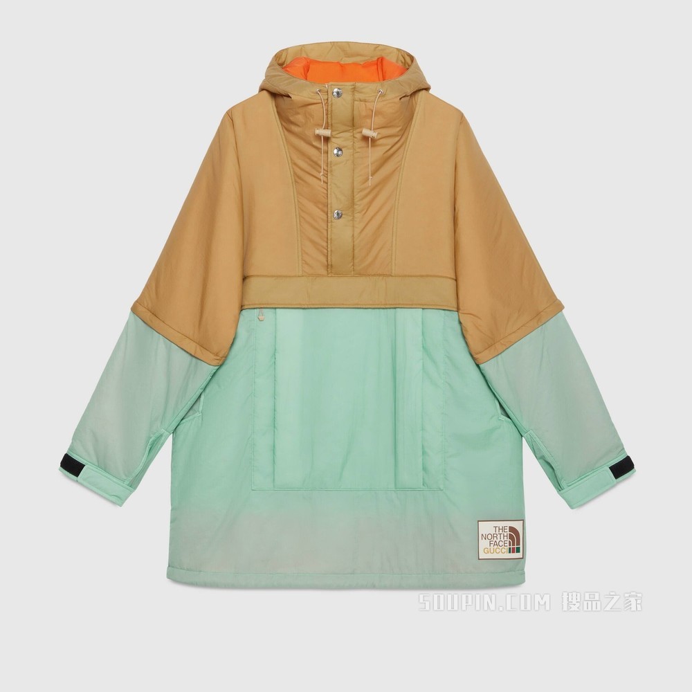 The North Face x Gucci联名系列防寒夹克 浅蓝色和米色