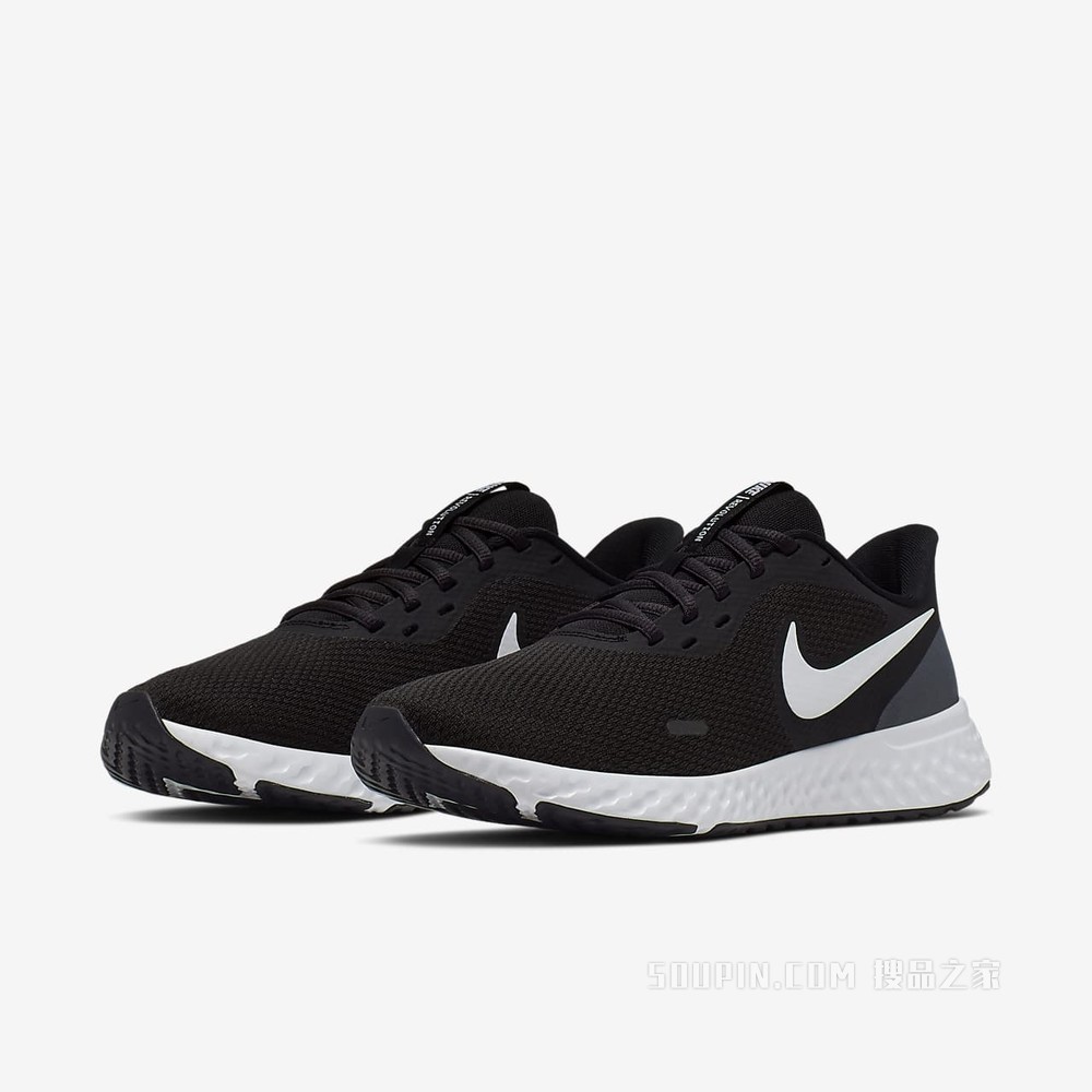Nike Revolution 5 女子跑步鞋