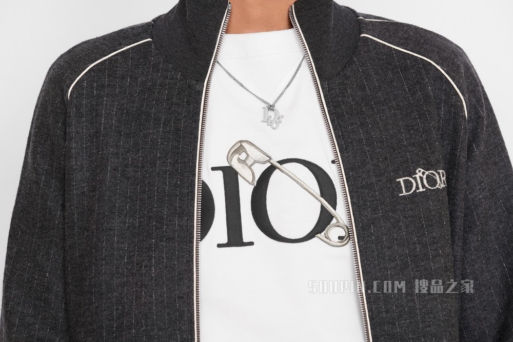 Dior Oblique 吊坠项链 银色饰面黄铜和白色仿水晶