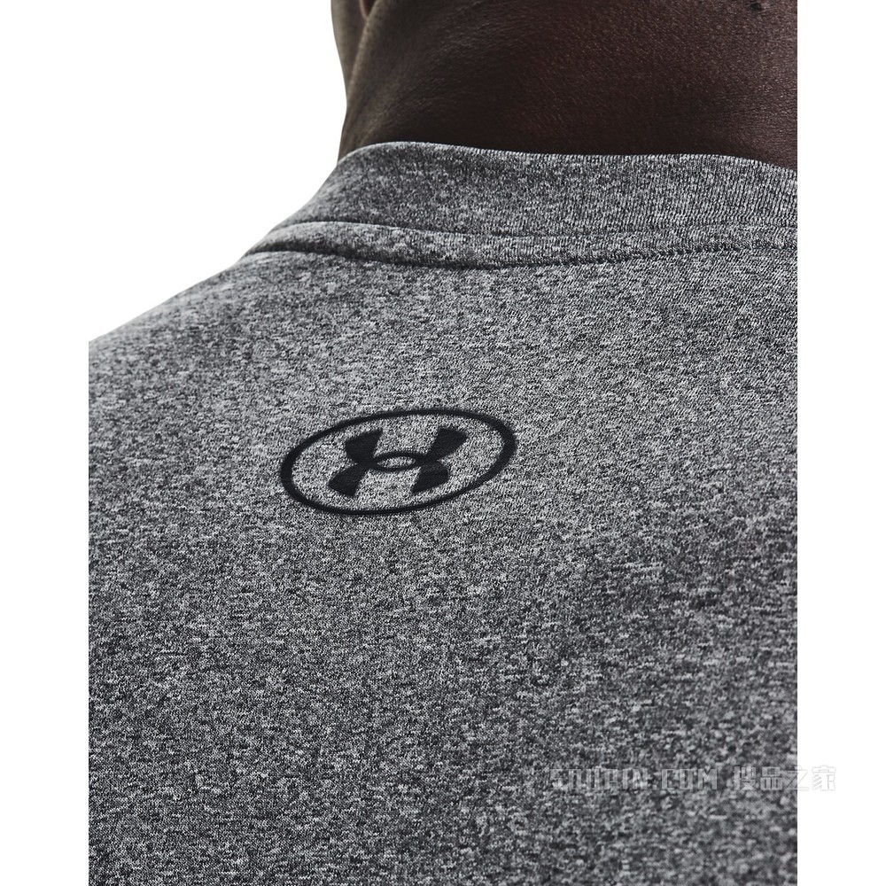 男士UA ColdGear® Armour Graphic Crew圆领紧身衣