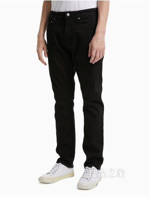 Calvin Klein 男装黑色运动楔形版刺绣LOGO宽松牛仔裤J317948