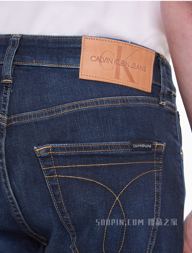 Calvin Klein 男士中腰楔形版复古LOGO皮标牛仔裤J317947