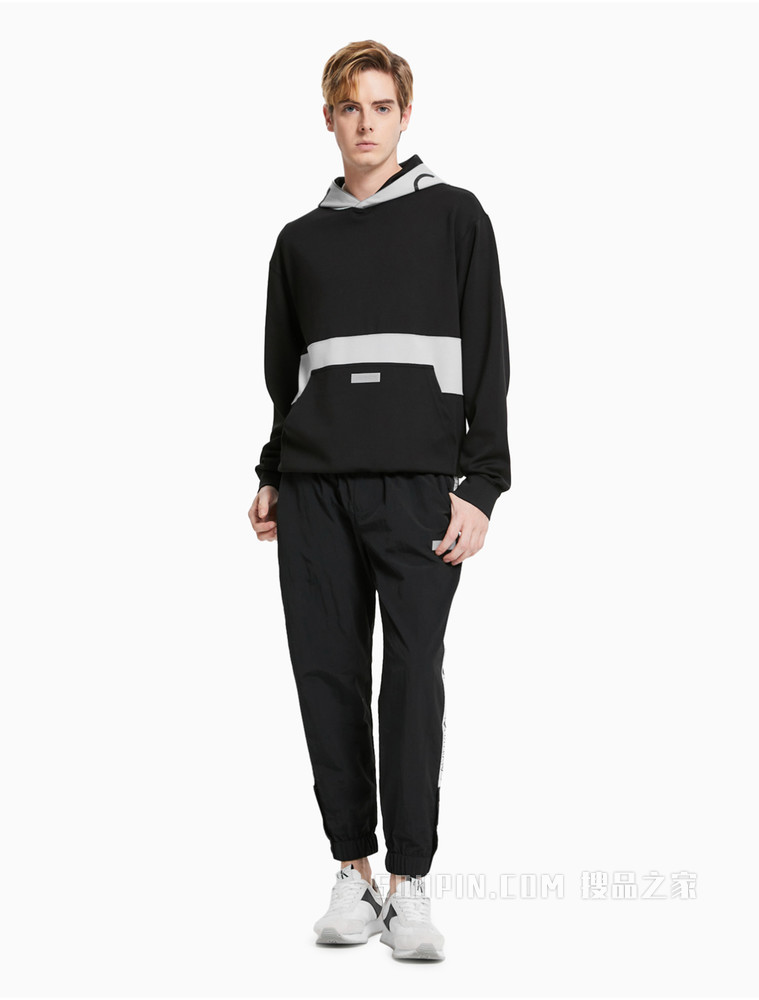 Calvin Klein 男女同款连帽撞色拼接LOGO印花卫衣J400150