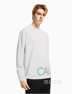 Calvin Klein 男女同款简约时尚圆领LOGO印花长袖T恤J400152