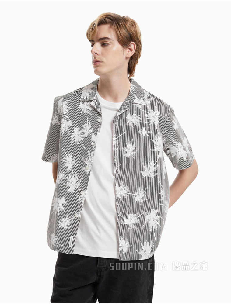 Calvin Klein 男士翻领条纹树叶图案印花短袖衬衫J318190