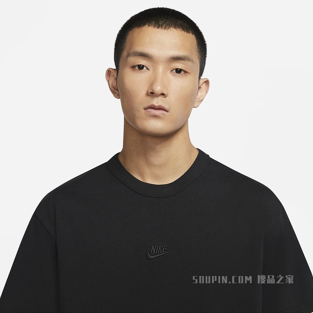 Nike Sportswear Premium Essentials 男子T恤
