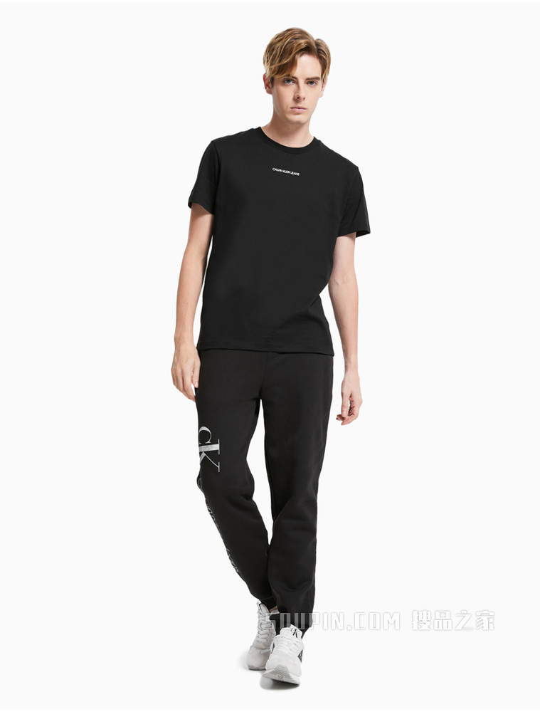 Calvin Klein 男装时尚层叠LOGO印花圆领短袖T恤J319634