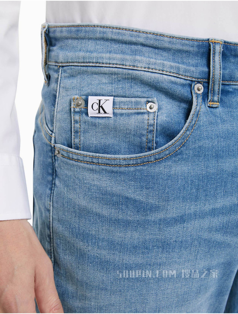 Calvin Klein 男士低腰水洗做旧破洞时尚牛仔裤J319332