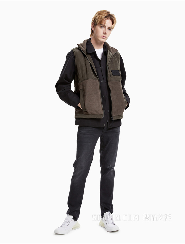 Calvin Klein 男士立领胶质LOGO贴章时尚马甲背心J319307