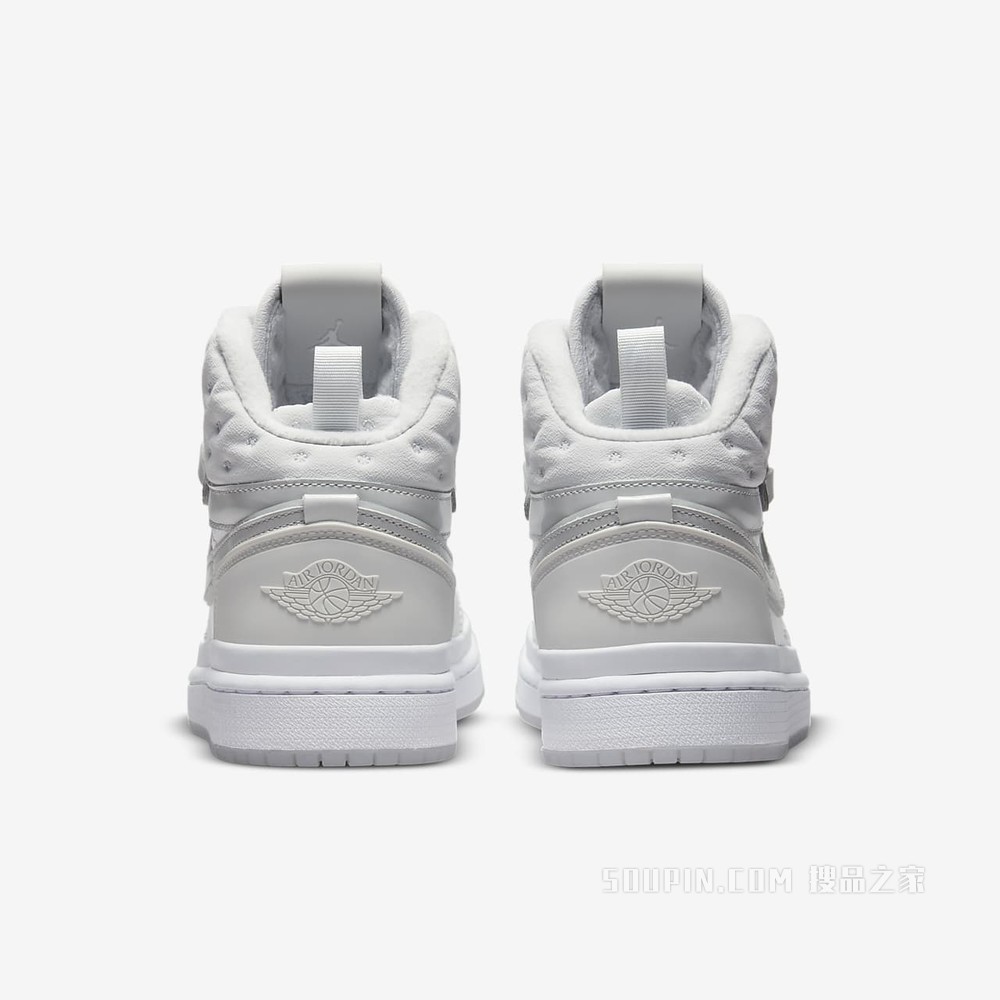 Air Jordan 1 Acclimate 女子运动鞋