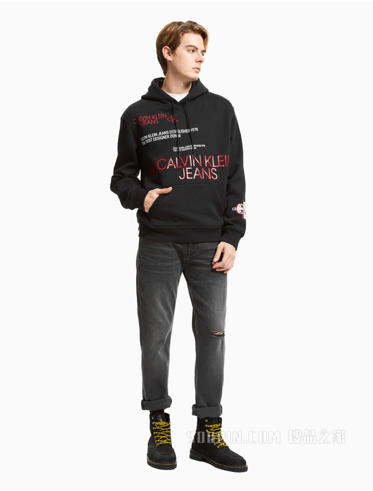 Calvin Klein 男士抽绳连帽大幅LOGO印花加绒卫衣J319366