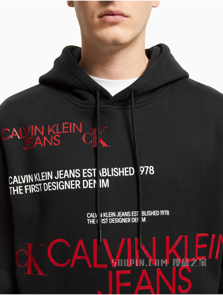 Calvin Klein 男士抽绳连帽大幅LOGO印花加绒卫衣J319366