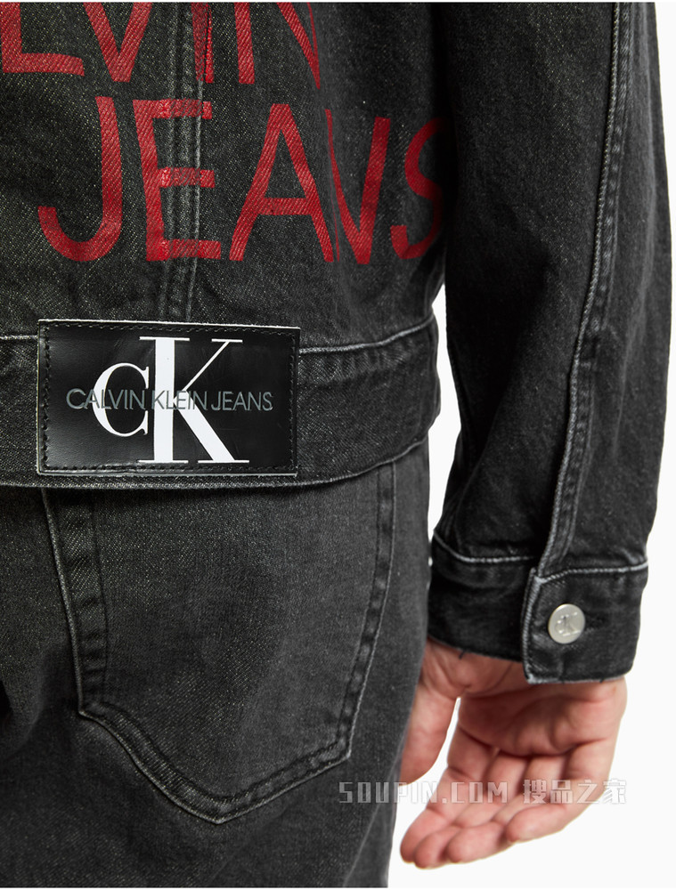 Calvin Klein 男士时尚翻领撞色LOGO印花牛仔外套J319045