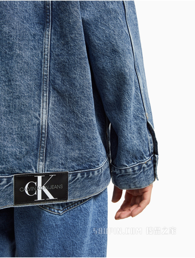 Calvin Klein 男士纯棉翻领LOGO贴片水洗牛仔外套J319047