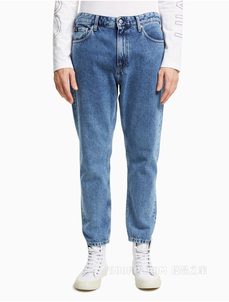 Calvin Klein 男士时尚纯棉LOGO贴布水洗牛仔裤J319010