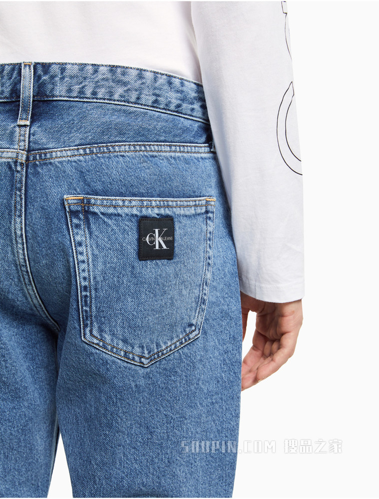 Calvin Klein 男士时尚纯棉LOGO贴布水洗牛仔裤J319010