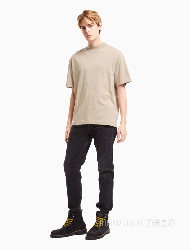 Calvin Klein 男士低腰楔形版黑色水洗时尚牛仔裤J319316