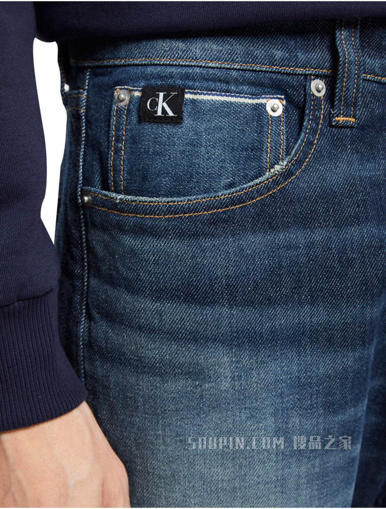 Calvin Klein 男士中腰楔形版型水洗休闲牛仔裤J319341