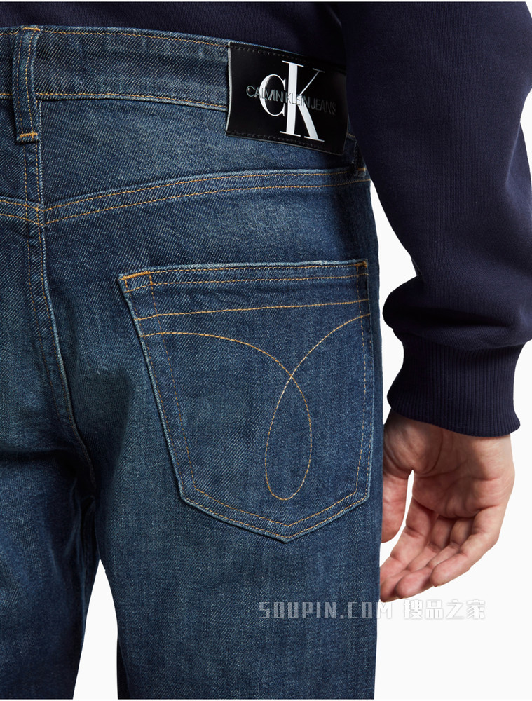 Calvin Klein 男士中腰楔形版型水洗休闲牛仔裤J319341