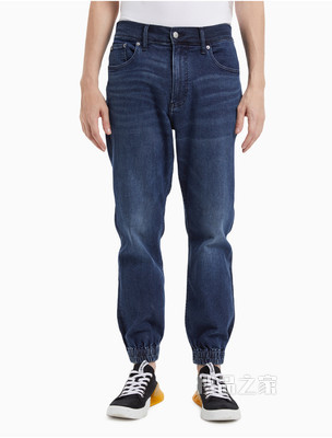 Calvin Klein 男装经典铆钉扣束脚拼色微弹牛仔裤J319325