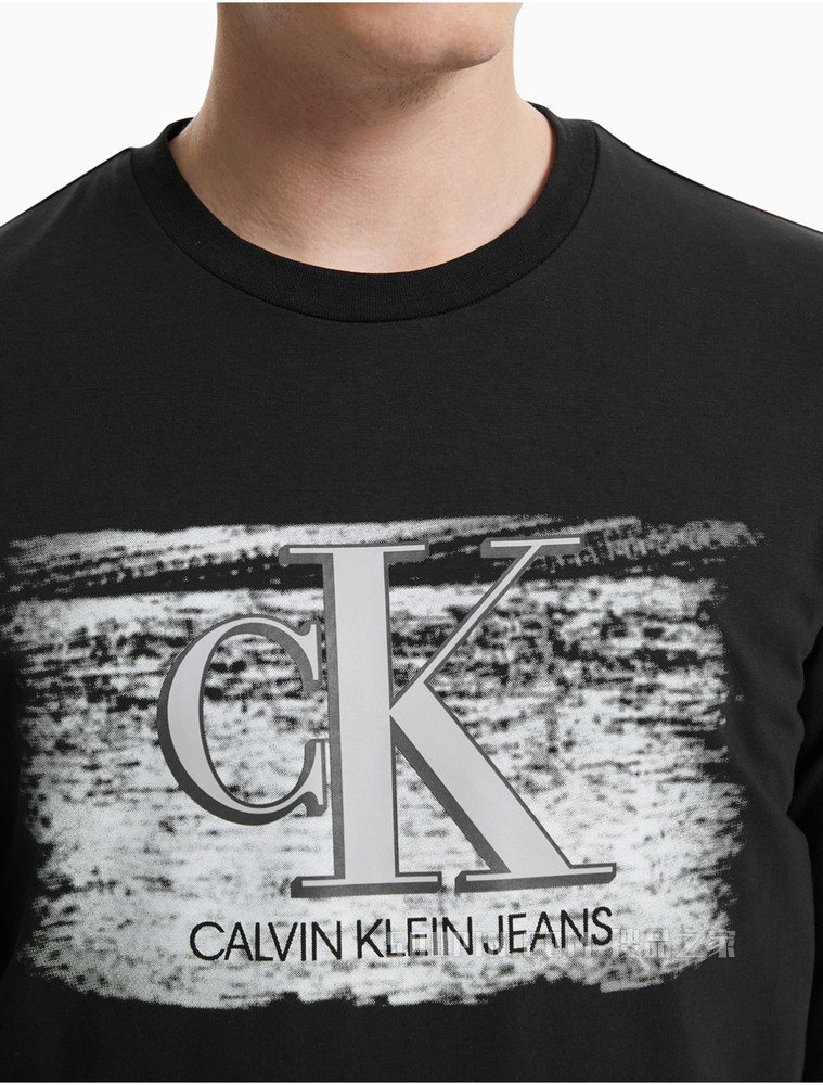 Calvin Klein 男装时尚撞色LOGO印花圆领长袖T恤J319610