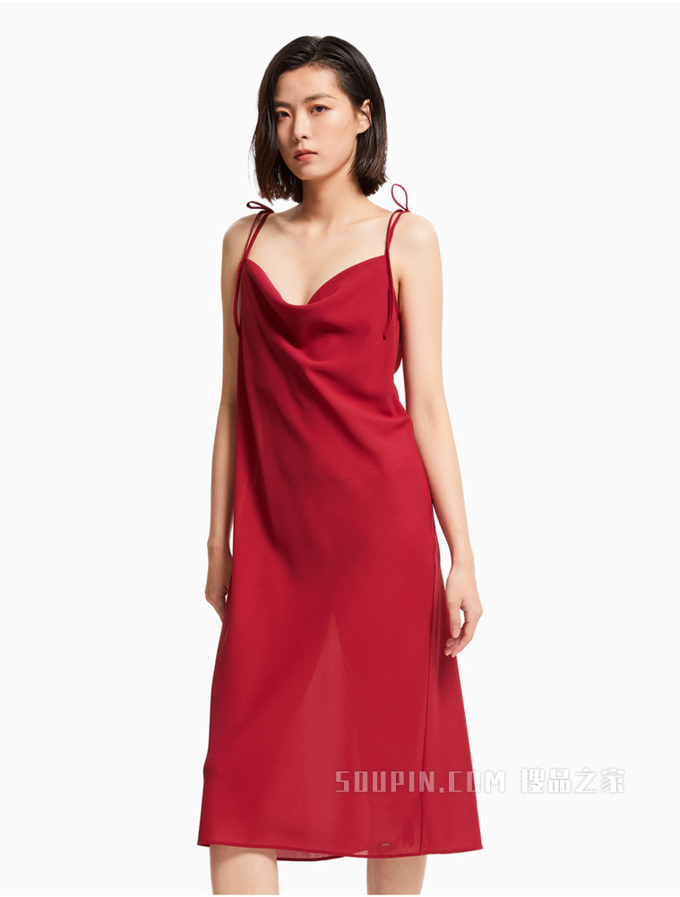 【黑标系列】Calvin Klein 女士新年红蕾丝深V吊带睡裙QS6740