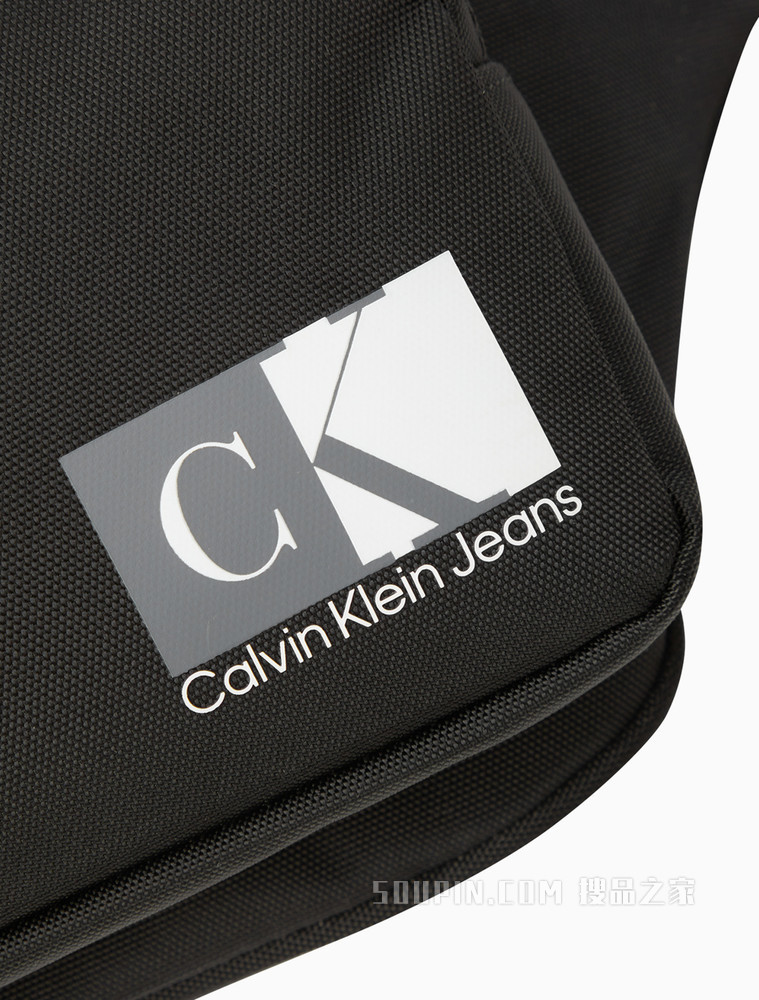 Calvin Klein 男士插扣多拉链立体胶质LOGO腰包HH3033