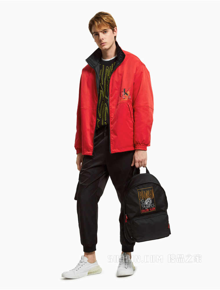 【虎年限定】Calvin Klein 男士新春虎纹印花双肩包HH3054