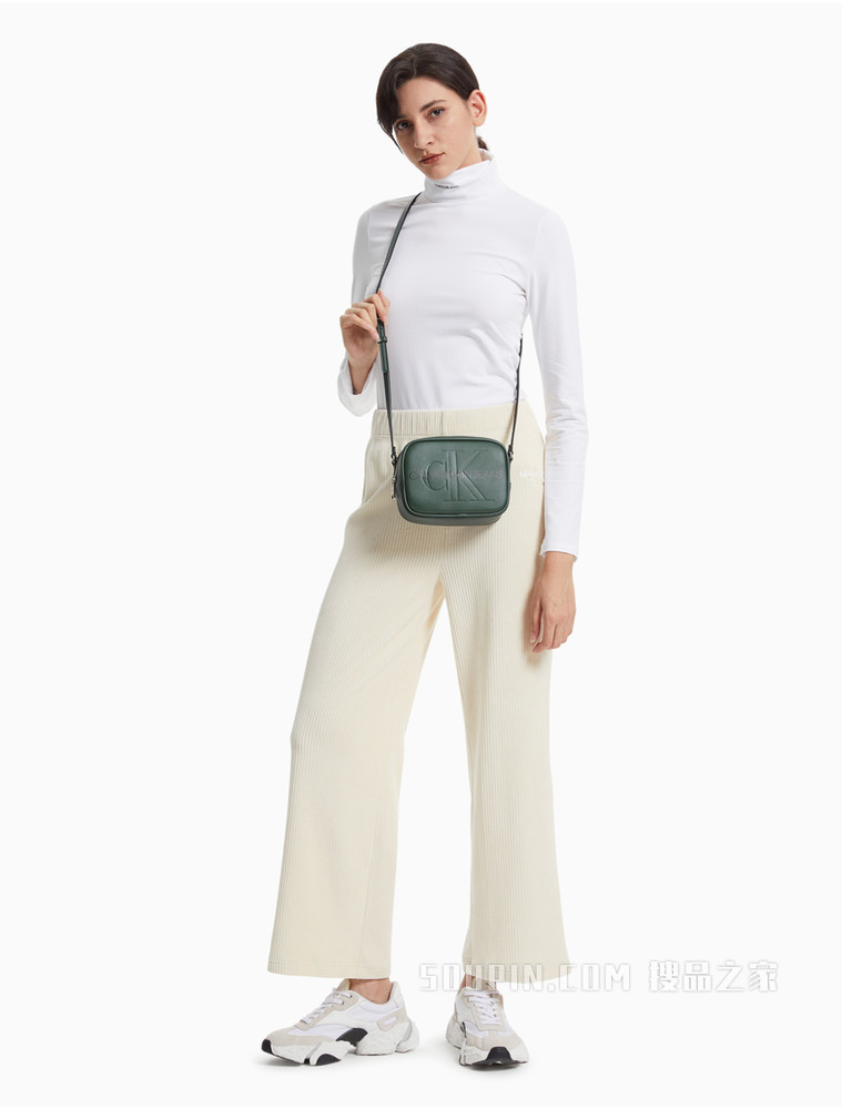 Calvin Klein 女包层叠LOGO印花立体长方形背提包DH2790