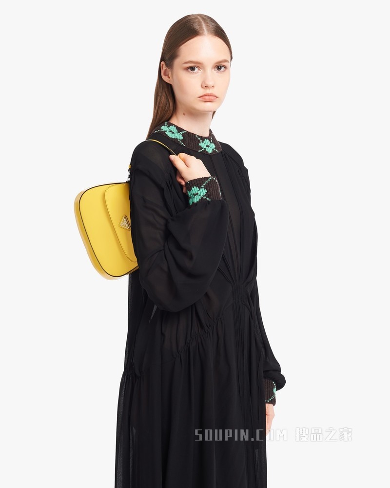 Prada Cleo 亮面皮革翻盖式单肩包