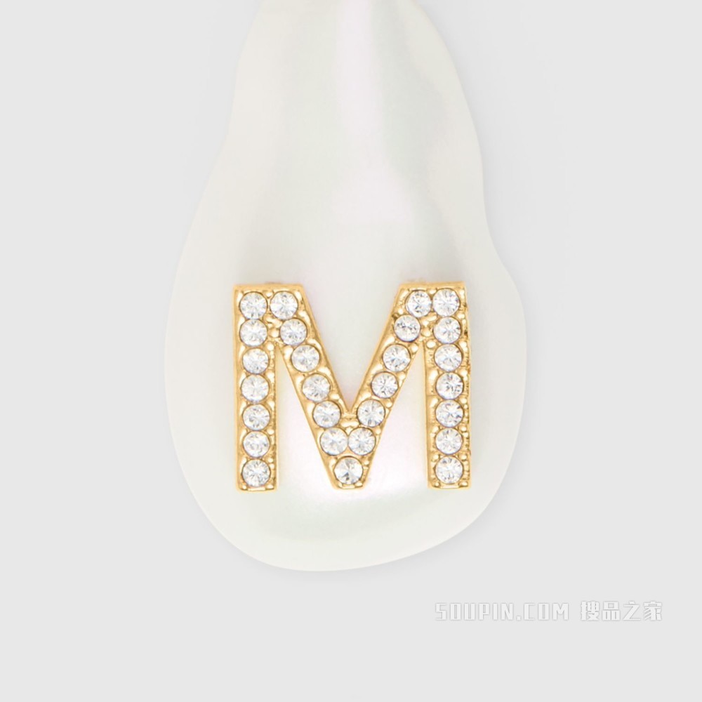 人造水晶字母 M 缀饰树脂珍珠吊饰（官网独售） (浅金色 / 珍珠母贝色) - 女士