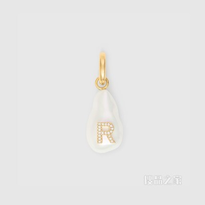 人造水晶字母 R 缀饰树脂珍珠吊饰（官网独售） (浅金色 / 珍珠母贝色) - 女士