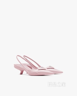 亮面皮革后饰带高跟鞋