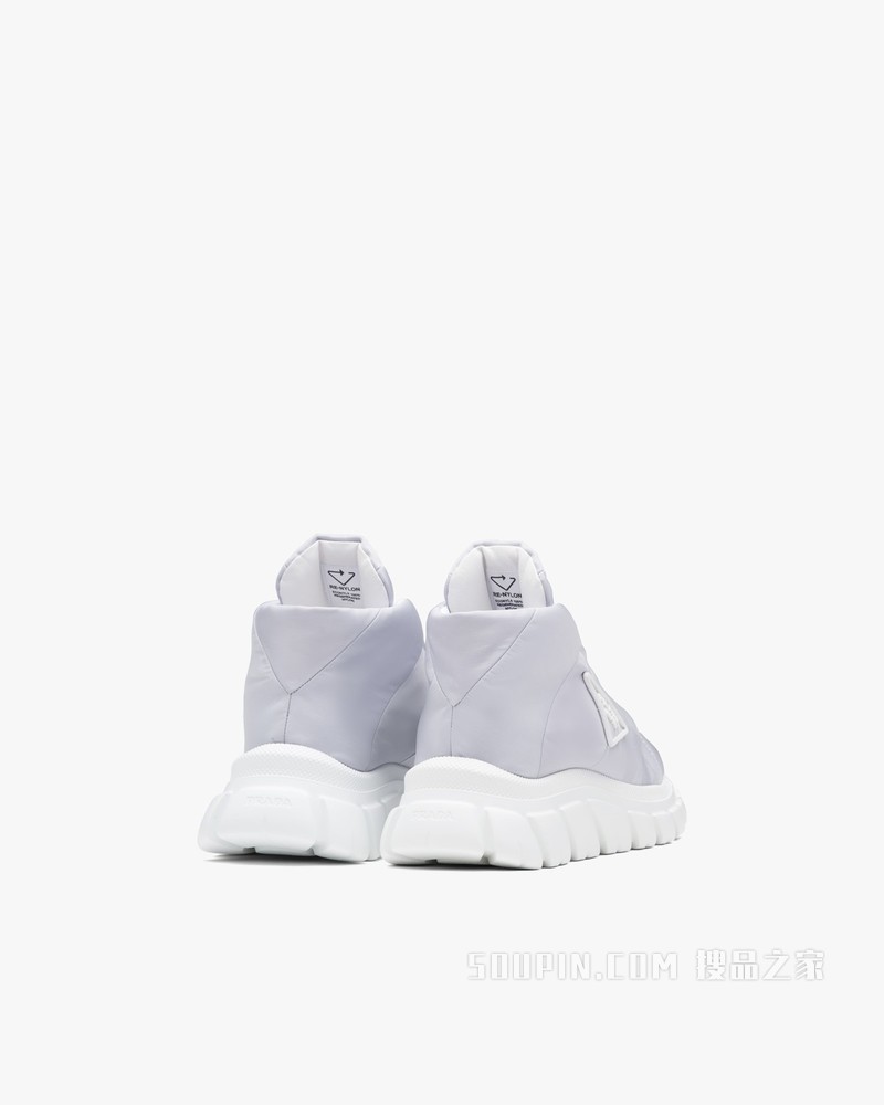 尼龙华达呢运动鞋