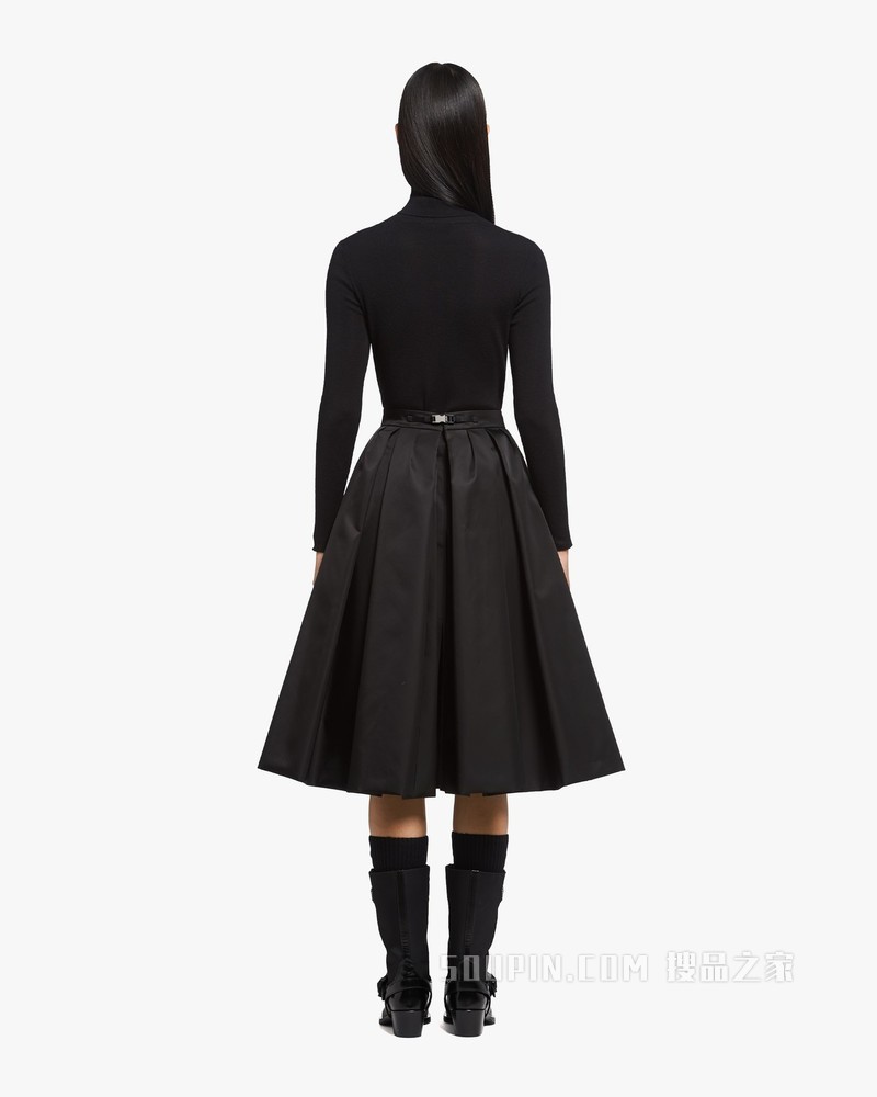 Re-Nylon 再生尼龙褶裥半身裙
