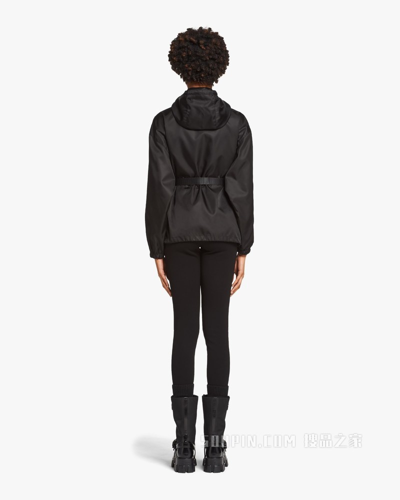 Re-Nylon 再生尼龙兜帽式夹克